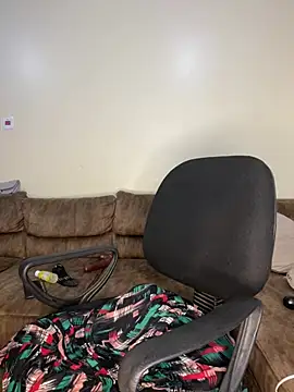 sweetestval online show from February 7, 4:35 pm