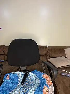 sweetestval online show from March 7, 7:30 am