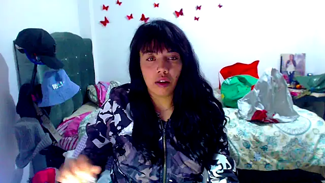 AmaraRoberts420 online show from September 18, 5:20 am