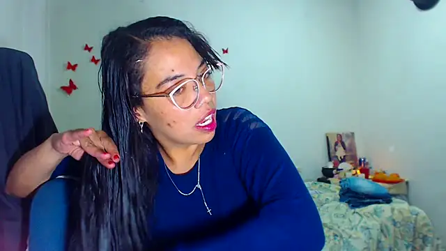 AmaraRoberts420 online show from November 12, 3:07 am