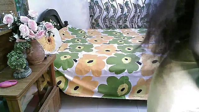 esita 1212 online show from February 24, 1:35 am