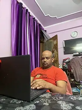 Dick 6inches online show from October 7, 1:30 pm