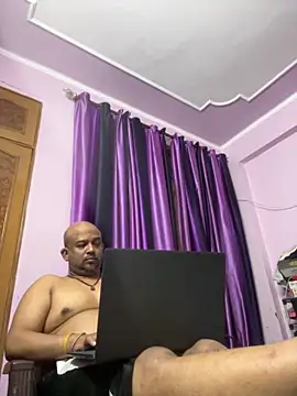 Dick 6inches online show from October 18, 2:18 pm