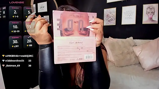 silvia lane online show from March 14, 12:07 pm