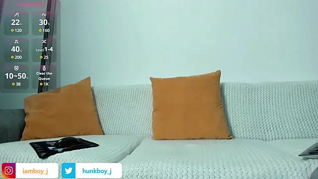 Snapshot of FitnessMaleModel chatting on December 18, 9:08 pm FitnessMaleModel online show from December 18, 9:08 pm