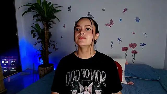 VICTORIABLACK xh online show from March 10, 7:30 pm