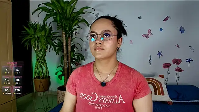 Snapshot of VICTORIABLACK_@xh chatting on April 28, 7:19 pm VICTORIABLACK xh online show from April 28, 7:19 pm