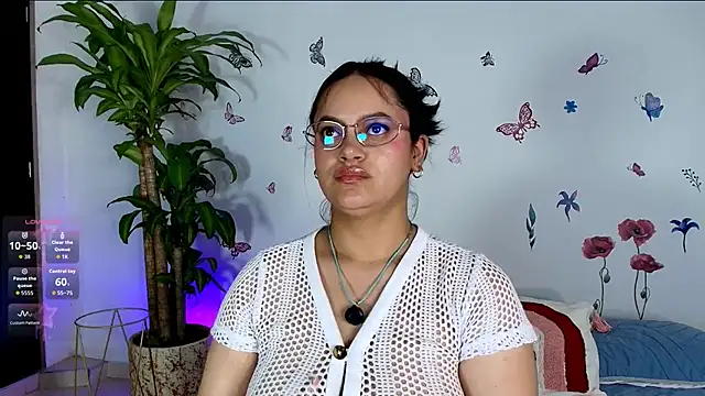 Snapshot of VICTORIABLACK_@xh chatting on May 20, 9:59 am VICTORIABLACK xh online show from May 20, 9:59 am