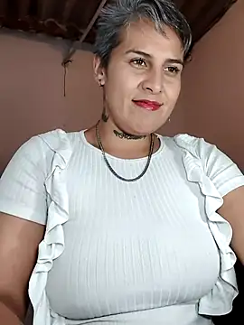 Yessi rousse online show from June 3, 2:14 am