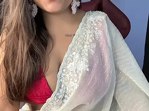 Snapshot of shanayaaa_1 chatting on March 13, 9:59 pm shanayaaa 1 online show from March 13, 9:59 pm