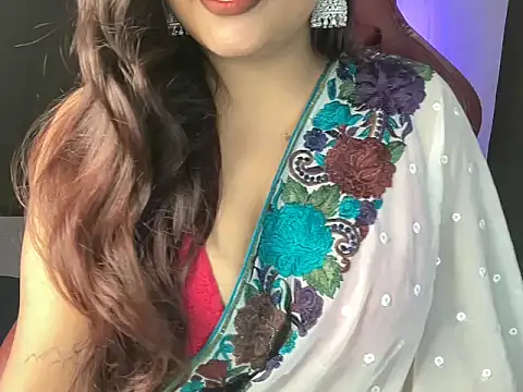 Snapshot of shanayaaa_1 chatting on September 16, 7:04 pm shanayaaa 1 online show from September 16, 7:04 pm