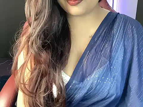 Snapshot of shanayaaa_1 chatting on September 19, 8:09 pm shanayaaa 1 online show from September 19, 8:09 pm