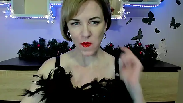 Snapshot of feliziaDesire chatting on January 9, 7:08 pm feliziaDesire online show from January 9, 7:08 pm
