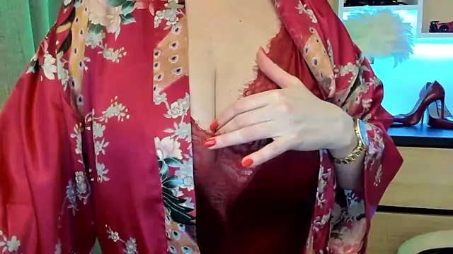 feliziaDesire online show from January 16, 2:10 pm