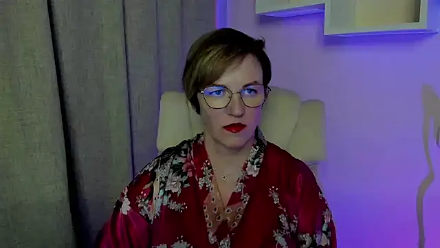 Snapshot of feliziaDesire chatting on July 7, 12:53 pm feliziaDesire online show from July 7, 12:53 pm
