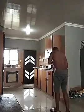 Snapshot of TheTwist chatting on February 19, 8:01 am TheTwist online show from February 19, 8:01 am