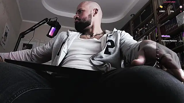 Snapshot of FindomJason chatting on September 28, 3:17 pm FindomJason online show from September 28, 3:17 pm