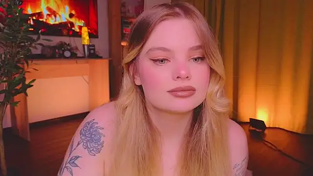 Hottie Jane online show from November 14, 3:00 pm