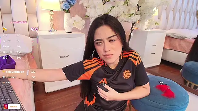 Rebeca jones online show from March 20, 4:31 pm