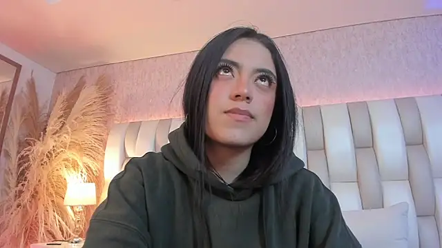 Rebeca jones online show from March 30, 12:06 pm