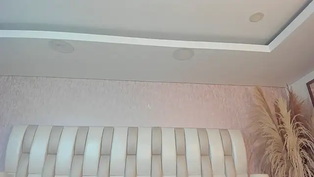 Snapshot of Rebeca_jones chatting on April 29, 12:09 pm Rebeca jones online show from April 29, 12:09 pm
