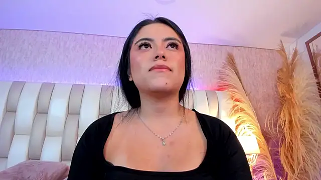Snapshot of Rebeca_jones chatting on May 25, 12:22 pm Rebeca jones online show from May 25, 12:22 pm