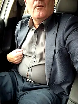 stiffandlubedxh online show from October 1, 10:05 pm