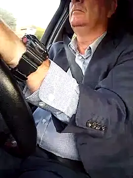 stiffandlubedxh online show from February 10, 8:13 pm