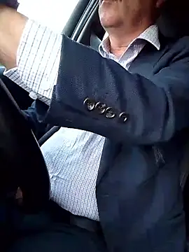 stiffandlubedxh online show from February 25, 8:07 pm