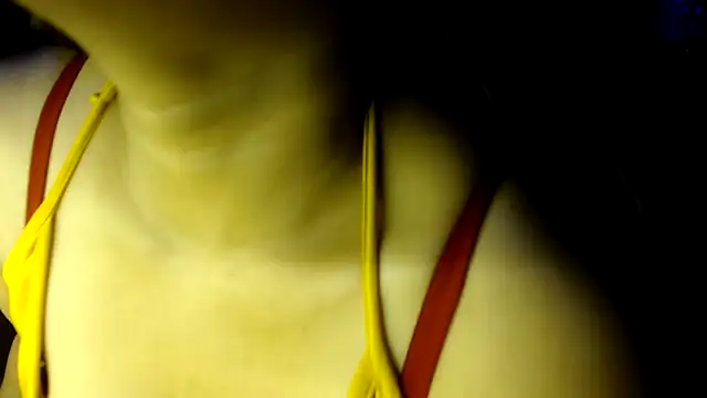 janifer001 online show from March 28, 12:32 am