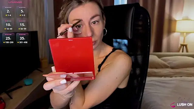 DannaEvan online show from March 31, 1:07 am