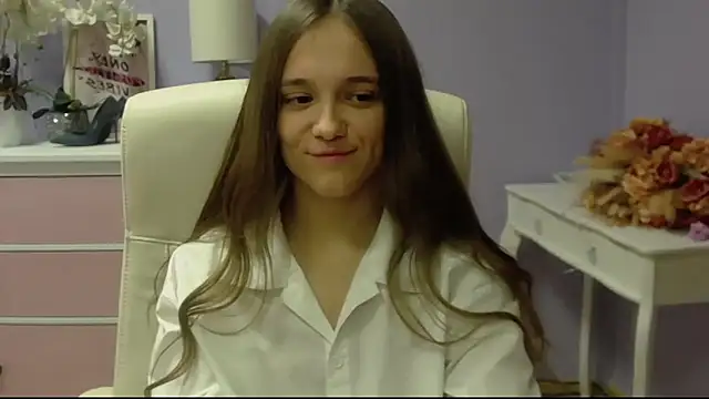 Snapshot of dirtyxEmily chatting on January 9, 7:42 am dirtyxEmily online show from January 9, 7:42 am