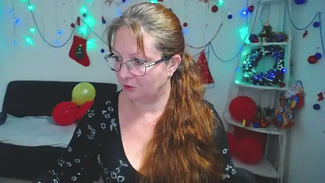 VanessaHotts online show from January 5, 5:27 pm