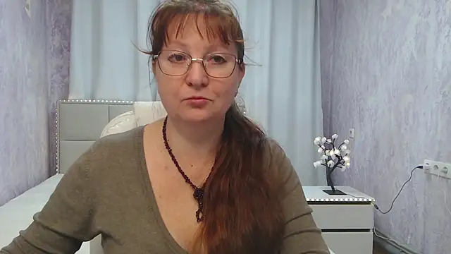 Snapshot of VanessaHotts chatting on May 29, 5:05 am VanessaHotts online show from May 29, 5:05 am