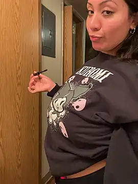 BustiBunny69 online show from February 7, 3:45 am