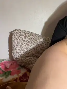 BustiBunny69 online show from February 19, 5:27 pm