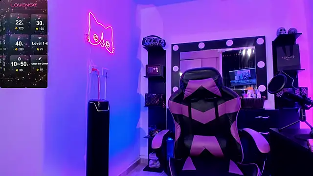 miss kitty online show from March 14, 8:14 pm