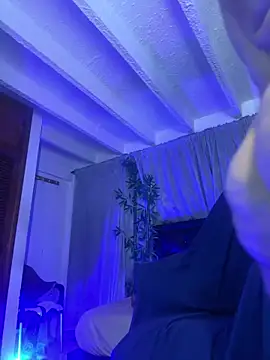 lonely shewolf online show from March 20, 4:12 pm