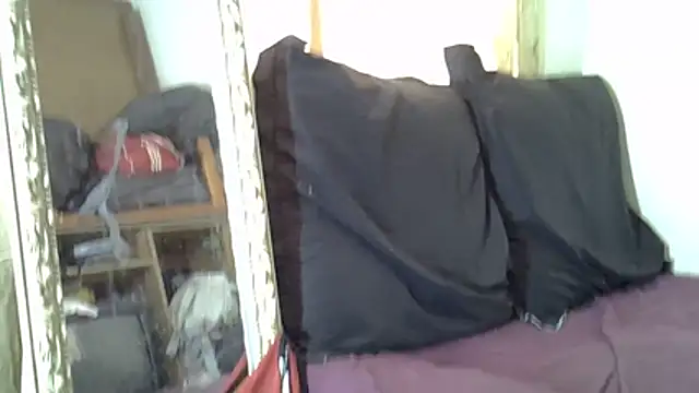 Snapshot of AddictiveAssCurves chatting on February 10, 8:40 am AddictiveAssCurves online show from February 10, 8:40 am