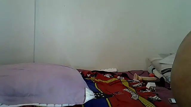 AddictiveAssCurves online show from April 5, 9:06 am