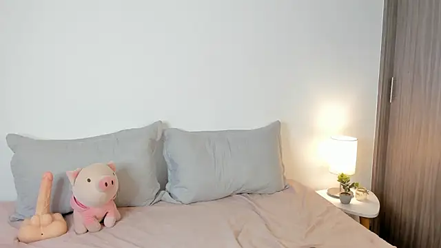 Snapshot of Kattycollinss1 chatting on February 26, 1:48 am Kattycollinss1 online show from February 26, 1:48 am