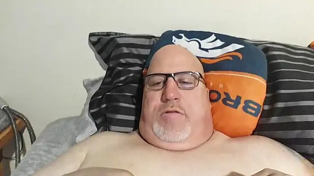 Bigbear0563 online show from March 13, 2:44 pm