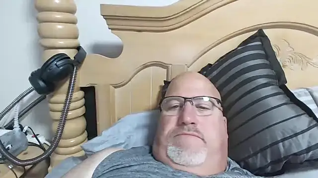 Bigbear0563 online show from September 30, 4:23 pm