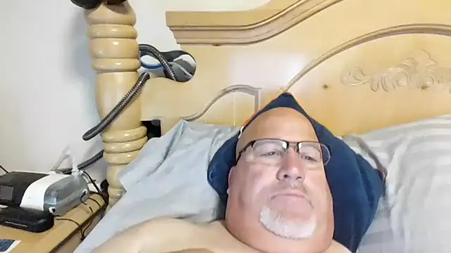 Bigbear0563 online show from May 21, 4:47 pm