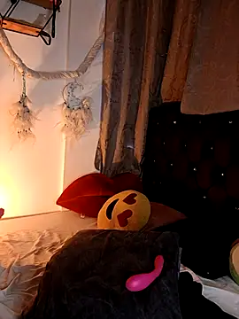 Piafisher1 online show from October 6, 11:29 am