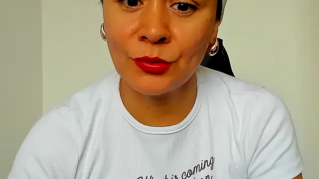 Snapshot of Sami_Hotie1 chatting on February 18, 9:11 pm Sami Hotie1 online show from February 18, 9:11 pm