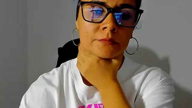 Snapshot of Sami_Hotie1 chatting on April 18, 7:58 pm Sami Hotie1 online show from April 18, 7:58 pm