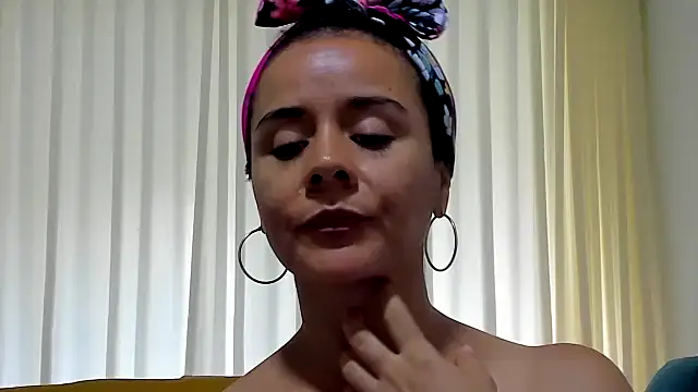 Snapshot of Sami_Hotie1 chatting on June 14, 8:55 pm Sami Hotie1 online show from June 14, 8:55 pm