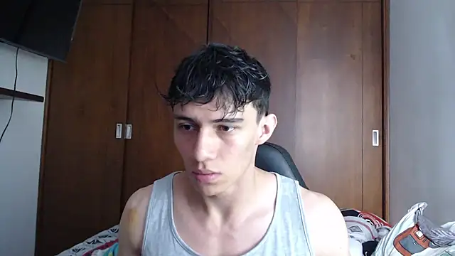 aresholland online show from March 5, 4:24 pm