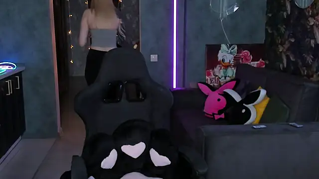 Blckmirrorr online show from February 21, 2:23 am